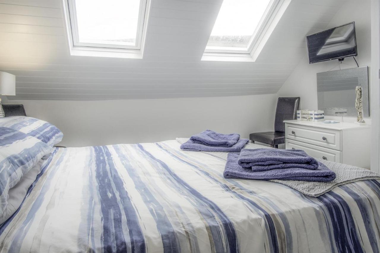 St Julians View - 1 Bedroom Apartment - Tenby Kültér fotó